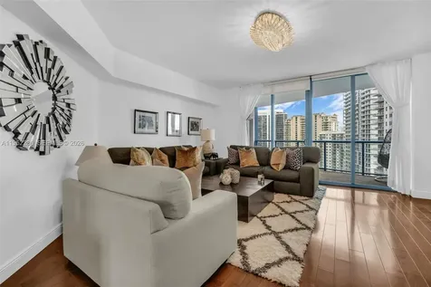 333 Las Olas Way Fort Lauderdale FL 33301