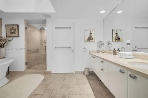 333 Las Olas Way Fort Lauderdale FL 33301