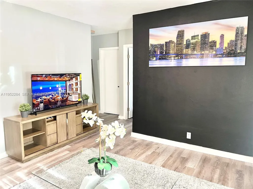 436 NW 15th Avenue Fort Lauderdale FL 33311