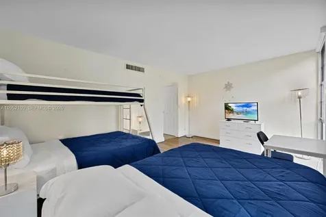 3101 N Country Club Drive Aventura FL 33180