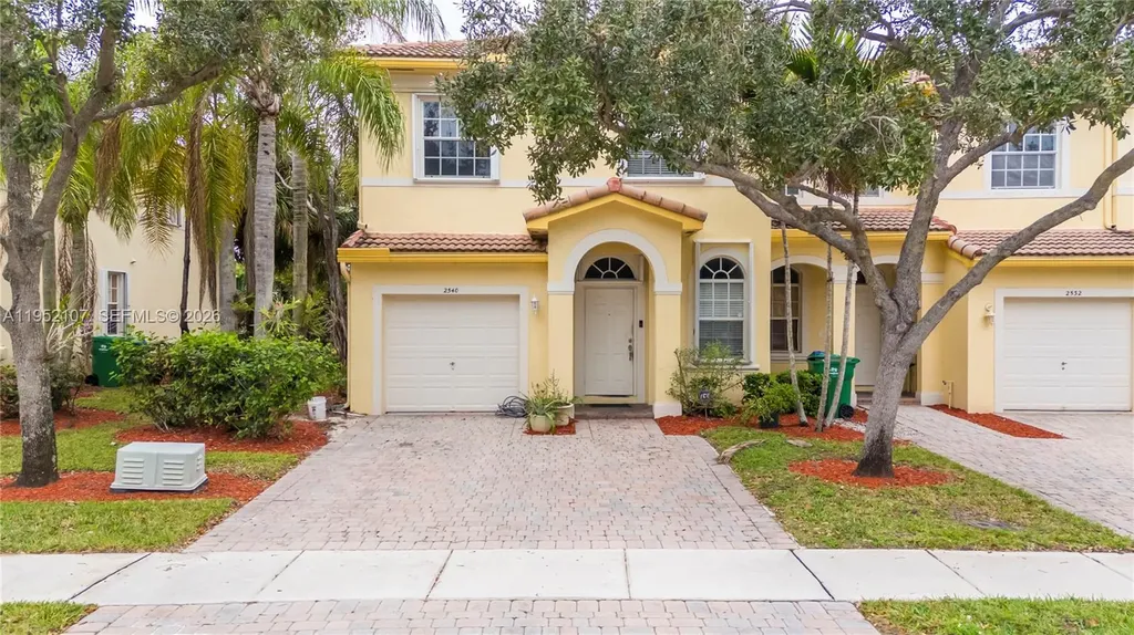 2540 SW 85th Terrace Miramar FL 33025