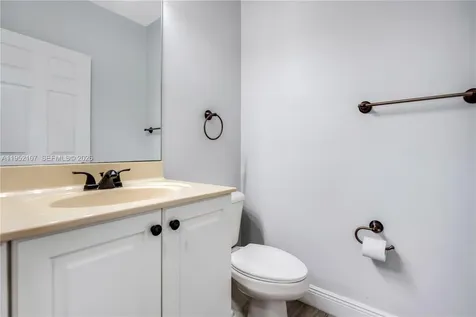 2540 SW 85th Terrace Miramar FL 33025
