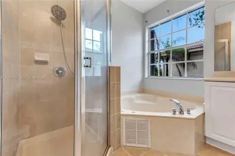 2540 SW 85th Terrace Miramar FL 33025