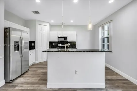 2540 SW 85th Terrace Miramar FL 33025