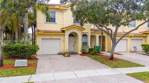 2540 SW 85th Terrace Miramar FL 33025