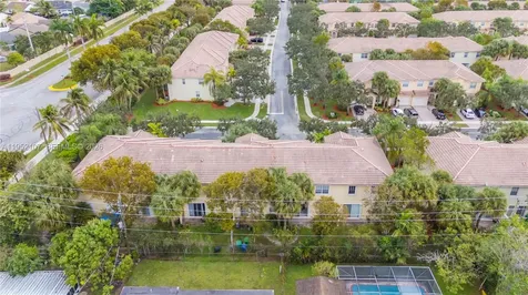 2540 SW 85th Terrace Miramar FL 33025