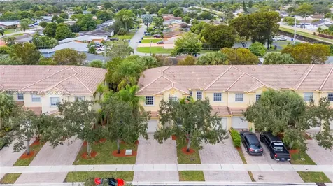 2540 SW 85th Terrace Miramar FL 33025