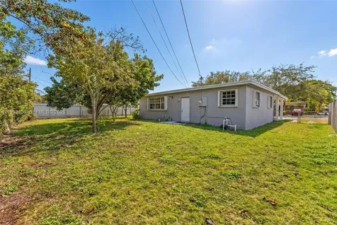 10451 SW 150th Terrace Miami FL 33176