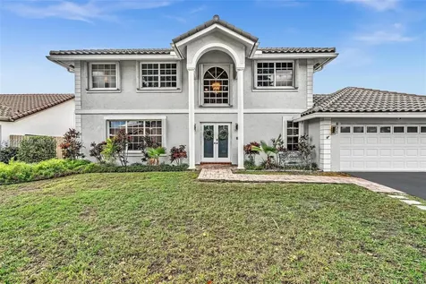 821 Somerset Avenue Davie FL 33325