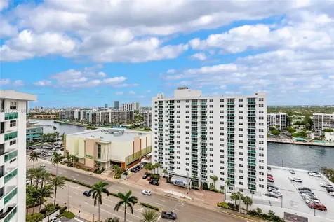 3001 S Ocean Drive Hollywood FL 33019