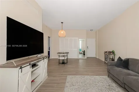 3001 S Ocean Drive Hollywood FL 33019