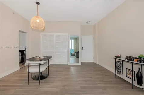 3001 S Ocean Drive Hollywood FL 33019