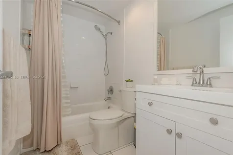 3001 S Ocean Drive Hollywood FL 33019