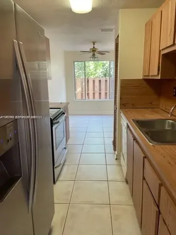 879 NW 81st Way Plantation FL 33324