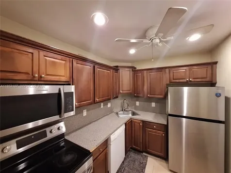 3119 E Oakland Shores Drive Oakland Park FL 33309