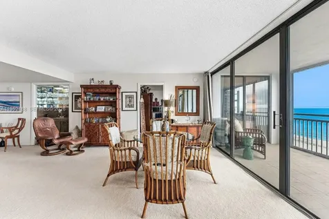 911 Ocean Drive Juno Beach FL 33408