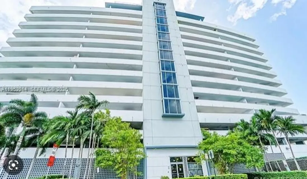 36 NW 6th Avenue Miami FL 33128
