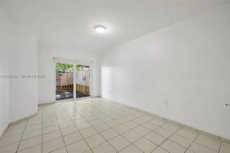 8421 SW 209th Street Cutler Bay FL 33189