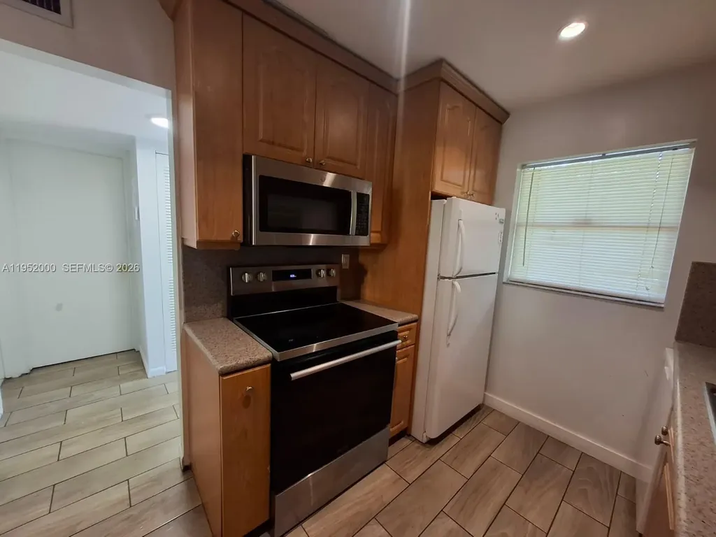 4111 Stirling Road Dania Beach FL 33314