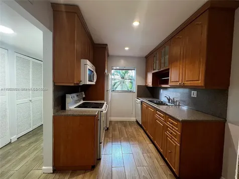 4111 Stirling Road Dania Beach FL 33314