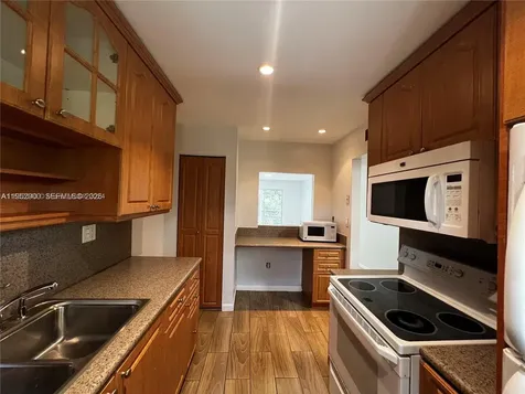 4111 Stirling Road Dania Beach FL 33314