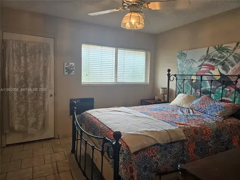 900 SW 11th Avenue Hallandale Beach FL 33009