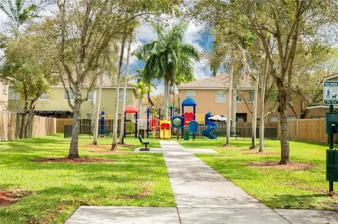 2532 SE 15th Court Homestead FL 33035