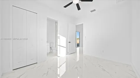 913/915 NE 15th Lane Cape Coral FL 33909