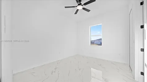 913/915 NE 15th Lane Cape Coral FL 33909
