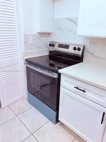 824 SW 12th Court Fort Lauderdale FL 33315