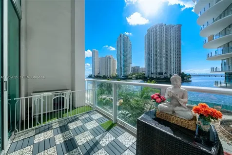 300 S Biscayne Boulevard Miami FL 33131