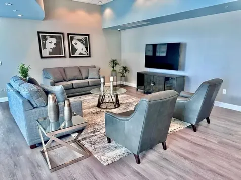 300 S Biscayne Boulevard Miami FL 33131