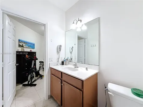 260 NW 109th Avenue Miami FL 33172