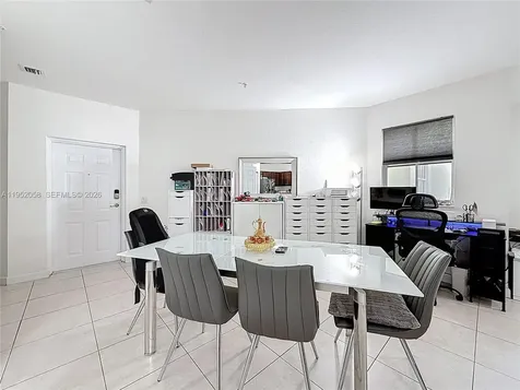 260 NW 109th Avenue Miami FL 33172