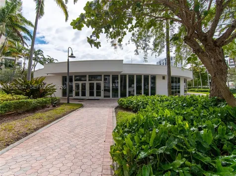 2500 Parkview Drive Hallandale Beach FL 33009