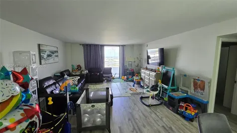 2500 Parkview Drive Hallandale Beach FL 33009