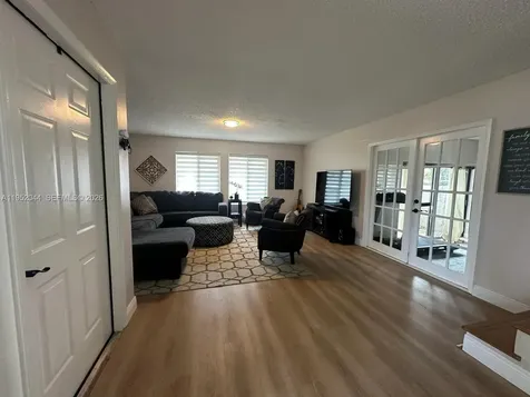 8320 SW 39th Court Davie FL 33328