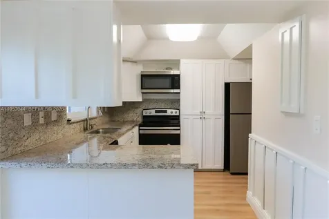 8320 SW 39th Court Davie FL 33328