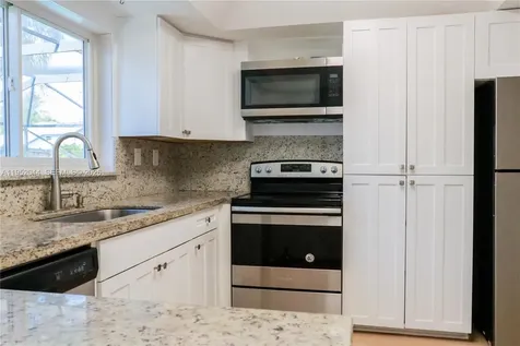 8320 SW 39th Court Davie FL 33328
