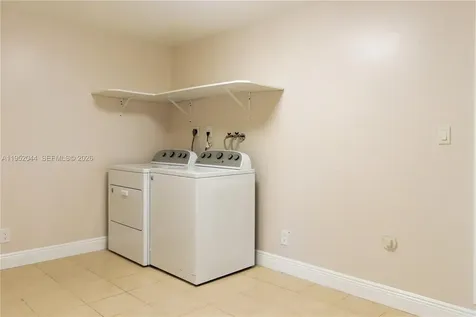 8320 SW 39th Court Davie FL 33328