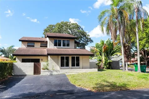 8320 SW 39th Court Davie FL 33328