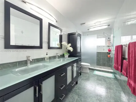 1300 SW 136th Place Miami FL 33184