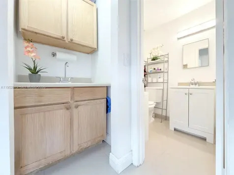 1300 SW 136th Place Miami FL 33184