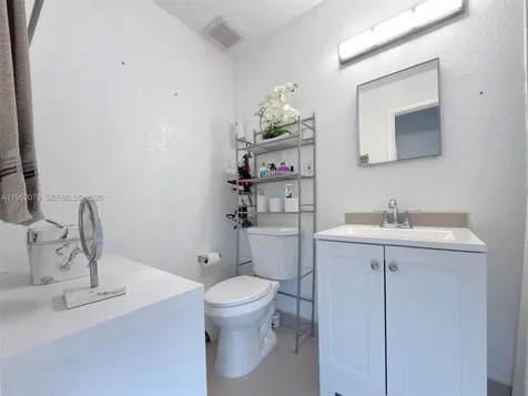 1300 SW 136th Place Miami FL 33184