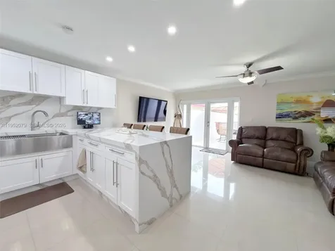 1300 SW 136th Place Miami FL 33184