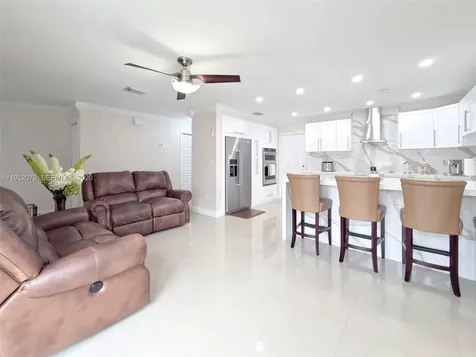 1300 SW 136th Place Miami FL 33184