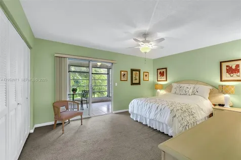 391 Grantham F Deerfield Beach FL 33442