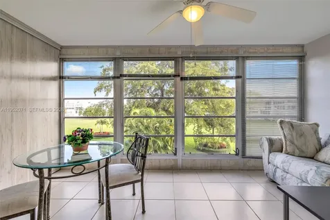 391 Grantham F Deerfield Beach FL 33442