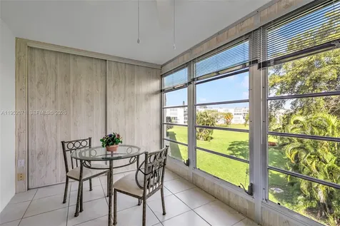 391 Grantham F Deerfield Beach FL 33442