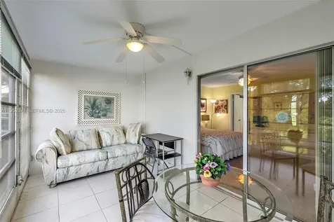 391 Grantham F Deerfield Beach FL 33442